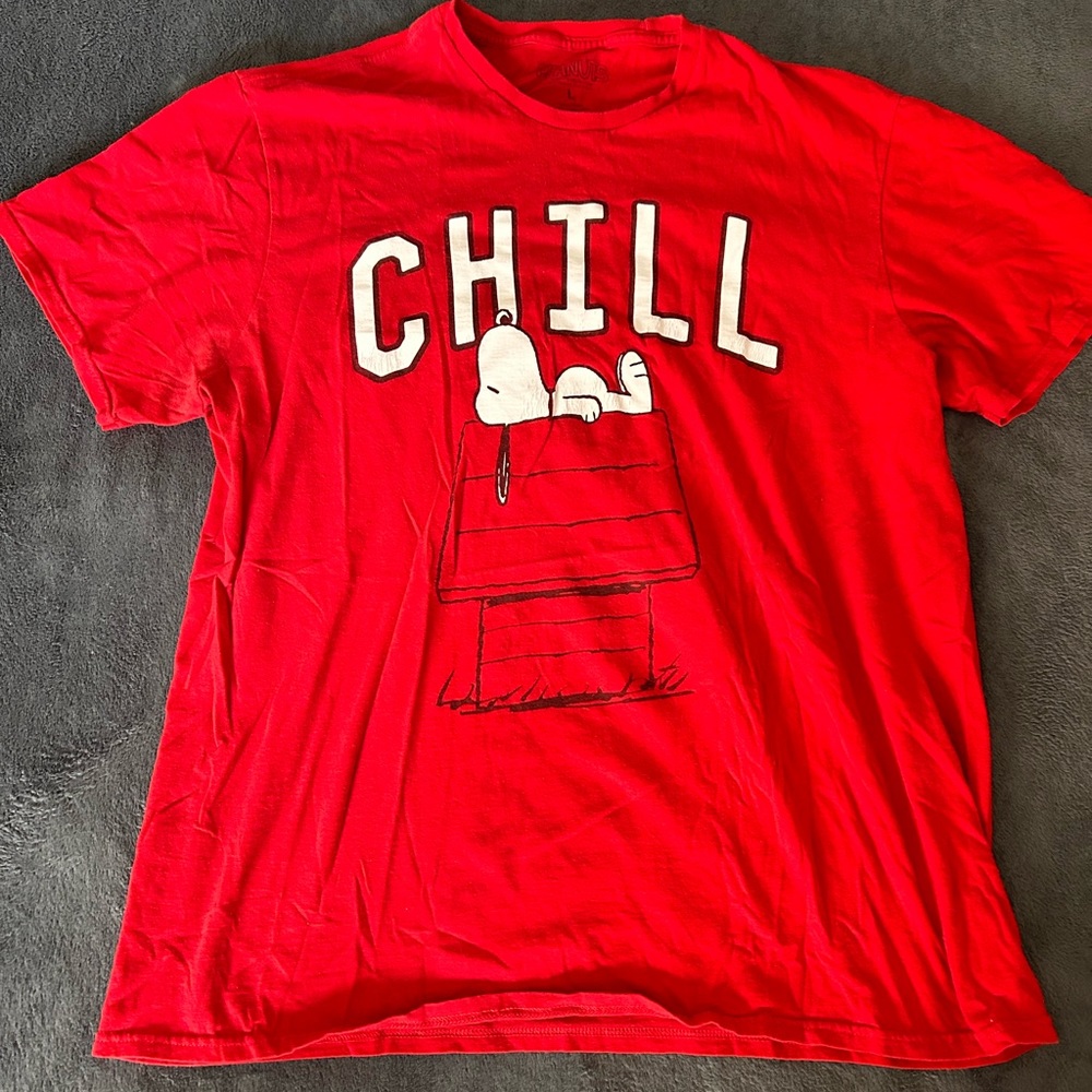 Unisex Peanuts (Snoopy) tshirt